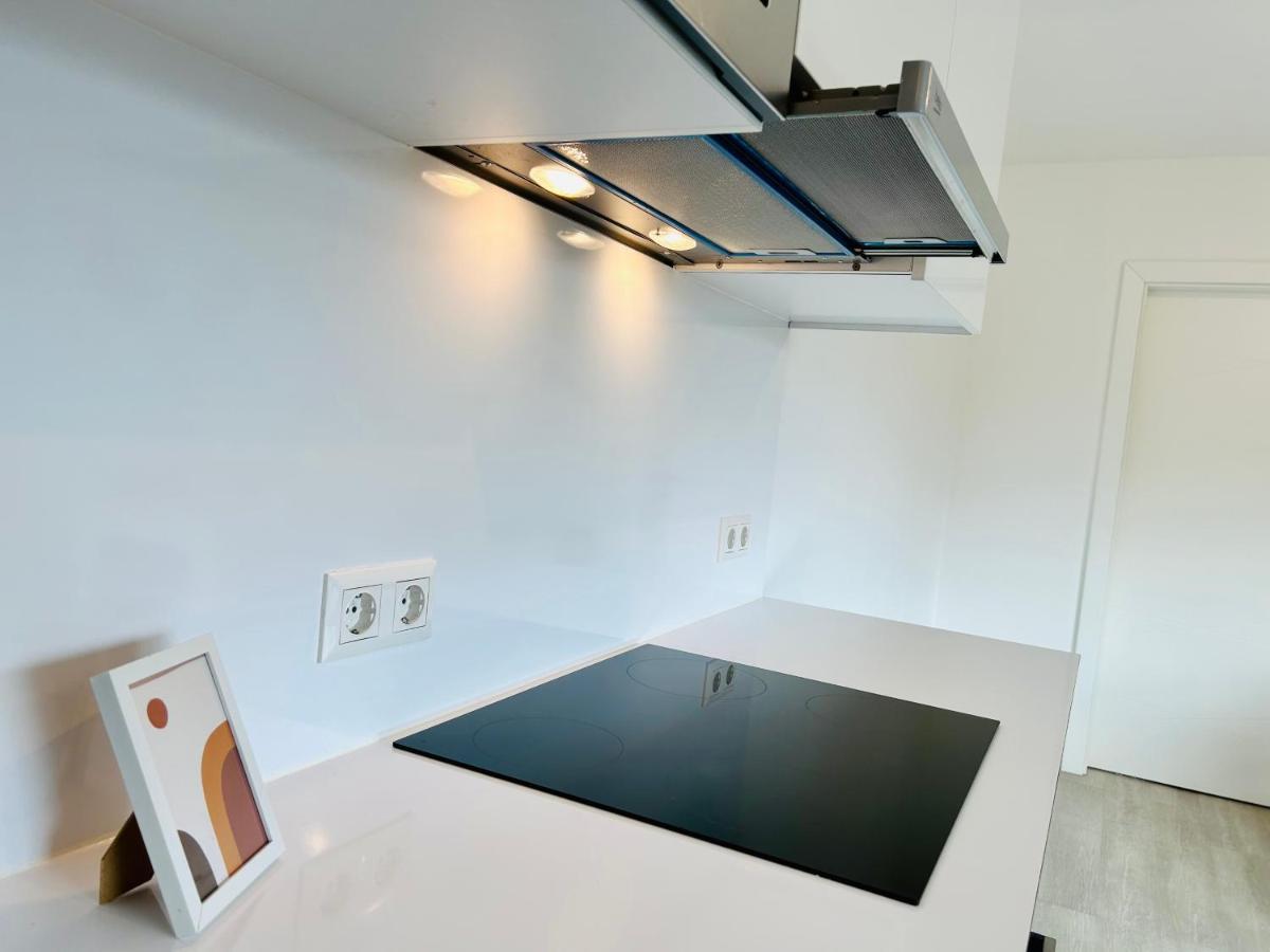 Garden - Free Parking - Modern Apartment เวียนนา ภายนอก รูปภาพ